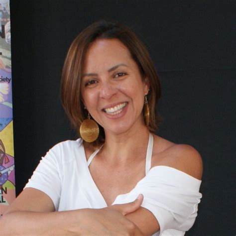 6 Hot Sexy Tatiana Alves Bikini Pics