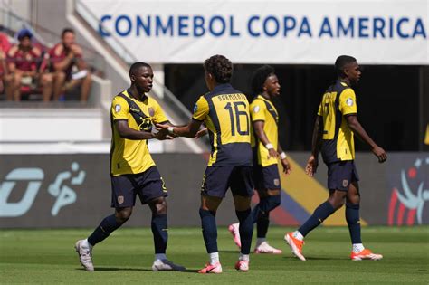 Ecuador Se Rearma Post Copa América Los Argentinos Que Buscó