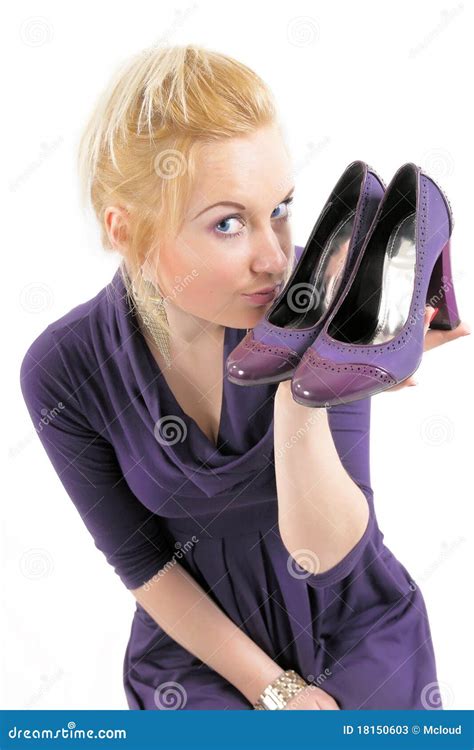 Fille Blonde Avec Des Chaussures Image Stock Image Du Yeux Blonde 18150603