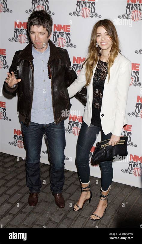 Noel gallagher wife sara macdonald hi-res stock photography and images