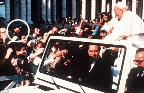 Assassination attempt on Pope John Paul II - Vatican - 1981 [634px × ...