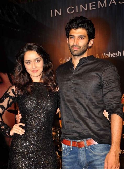 Aditya Roy Kapur And Shraddha Kapoor - Desi Comments