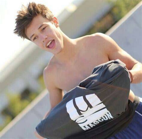 MAGCON Imaginas Cameron Dallas Hot Wattpad