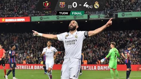 Humillación Real Madrid remonta al Barça con hat trick de Benzema