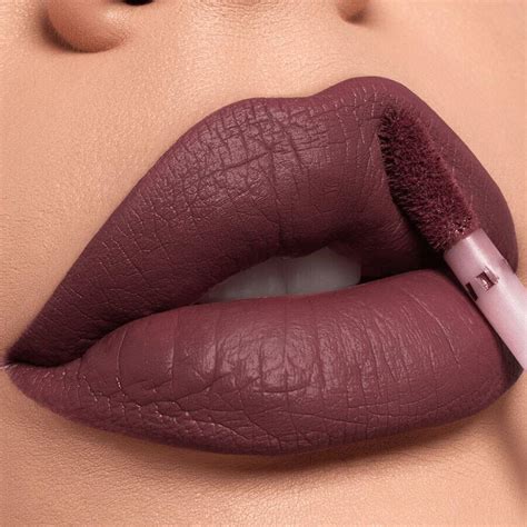 Batom L Quido Matte Deep Nude Celebration Lp Beauty Leticia De Paula Dani Cassiano Makeup