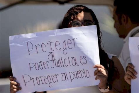 Amagan Trabajadores Del Poder Judicial Con Paro Por Recortes De