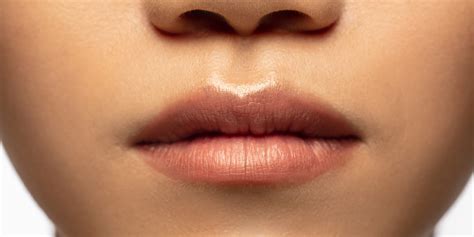 How To Lighten Dark Lips: Tips And Tricks