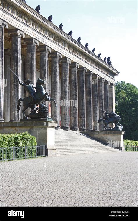 Altes Museum Berl N Neocl Sico Obra Maestra Fotograf A De Stock Alamy