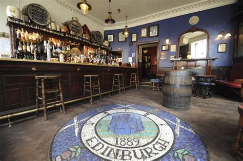 10 traditional Edinburgh pubs that should never change - Iona Pub ...