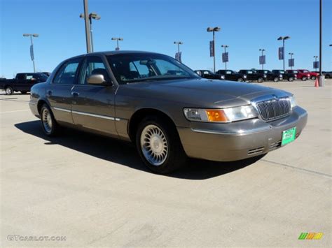 2001 Arizona Beige Metallic Mercury Grand Marquis LS 61113761 Photo