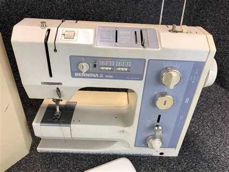 Bernina Model 1030 Sewing Machine With Carry Case Made In Switzerland