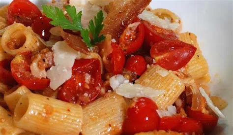 Ricetta Rivisitata Pasta Allamatriciana Velocissima Da Preparare