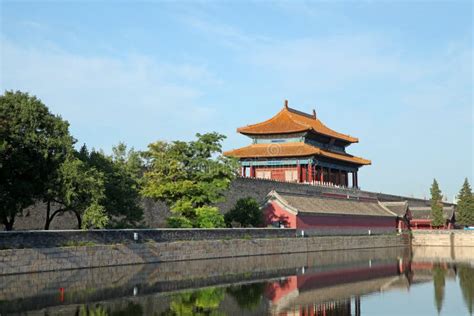 The imperial palace stock image. Image of roof, east - 171324901