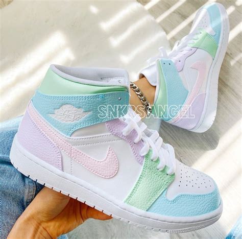 Custom Nike Air Jordan 1 Mid Pastel Etsy Chaussures De Sport Mode Chaussure Mode Relooking