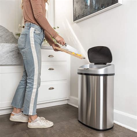 Top 10 Best Trash Cans for Home and office in 2023 Reviews