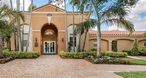 Gatehouse On The Green Apartments 105 Reviews Plantation Fl