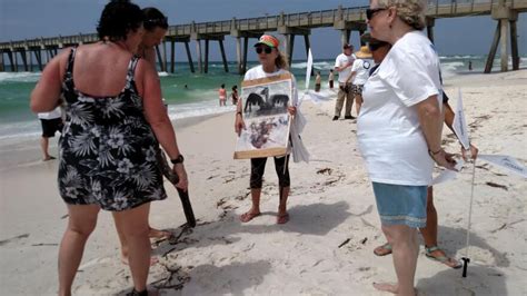 Offshore Drilling Opponents Fight To Keep Gulf Moratorium Wuwf