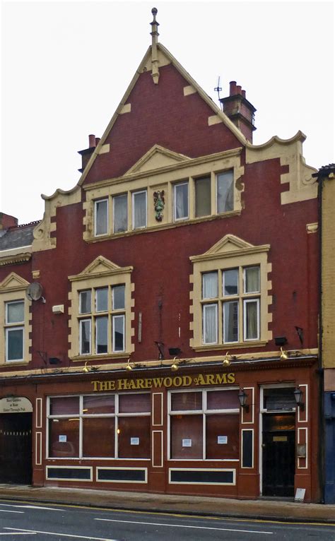 Public Transport Guide to Wakefield Kirkgate Station 1