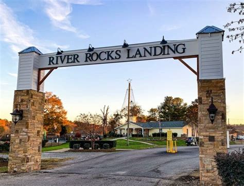 Alabama S Most Beautiful Riverfront Resort Is The Perfect Place For A