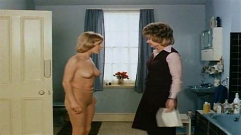 Naked Astrid Frank In Au Pair Girls