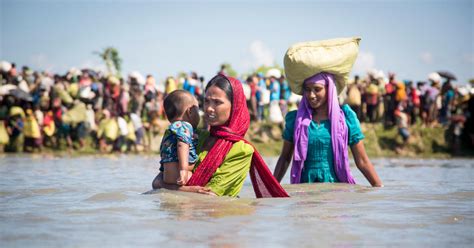 Rohingya refugees mark a year of suffering and hope | UNHCR