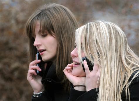 Studie offenbart Handy für Jugendliche oft wichtiger als Sex FOCUS Online