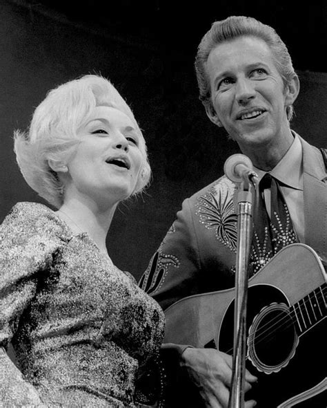 30 Photos Of Young Dolly Parton Pictures Through The Years