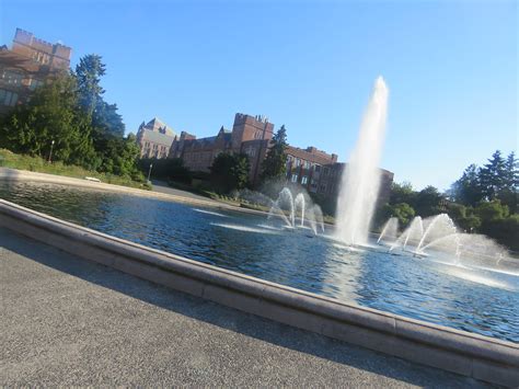 Img University Of Washington Drumheller Fountain Andy