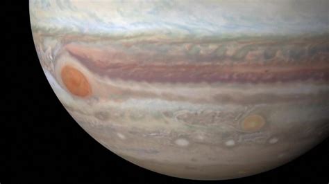 Amateur Astronomers Report Seeing Blades On Jupiter S Great Red Spot