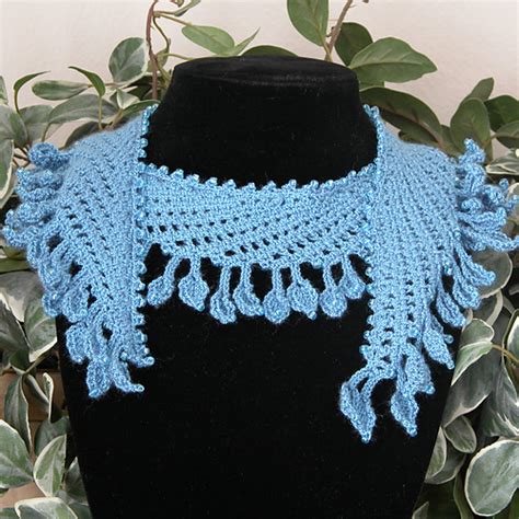 Ravelry Elegance In Leaves Scarflet Pattern By Kathryn A Clark