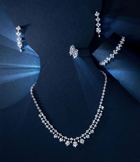 Pin By Manoj Kadel On Diamond Necklaces Colour Stone And Perls Jewellery Diamond Jewelry