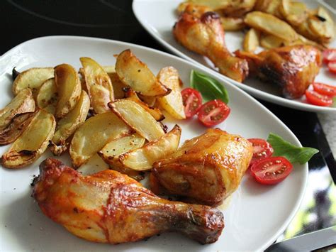 Hähnchenschenkel mit Kartoffeln aus dem Backofen von Taps62 Chefkoch