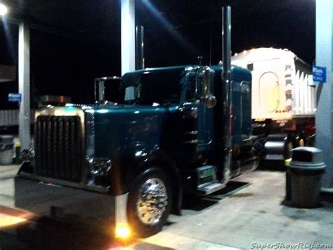 Semitrckn — Peterbilt custom 379