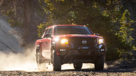 2024 Nissan Frontier Debuts With Retro Looking