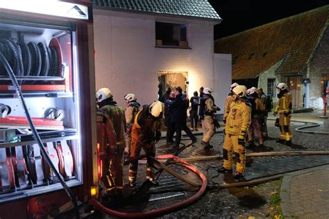 Woning Onbewoonbaar Door Zware Brand In Izenberge KW Be