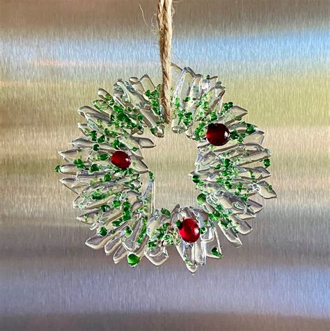 Fused Glass Christmas Wreath Ornament: Clear Glass With Red Berries