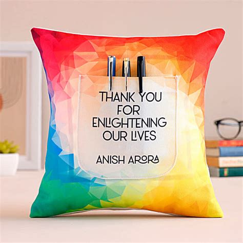7 Terrific Teachers' Day Gift Ideas under INR 500