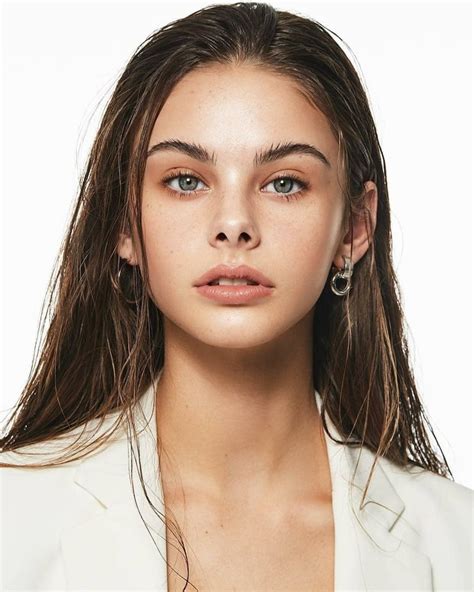 Picture Of Meika Woollard