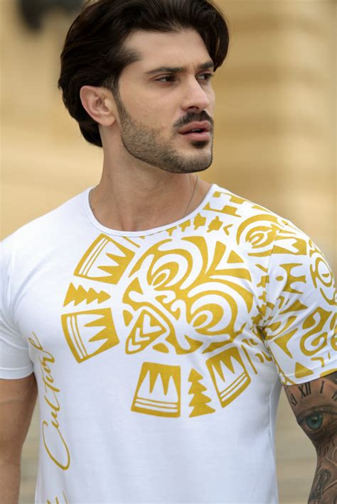 Camiseta Long Line Volk Culture Maori Cotton Branco Volk Culture