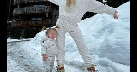 Jessica Thivenin Et Sa Fille Leewane Au Ski Purepeople