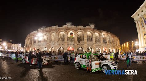 Il Rombo Delle Auto Torna Ai Piedi Dell Arena Sta Arrivando Il Rally