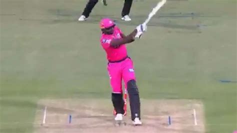 Jason Holder Watch Sydney Sixers All Rounder Hits First Ball Six On Bbl Debut Vs Adelaide