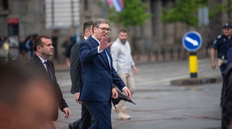 Zašto navijači ne podržavaju Vučića ili studente i zašto je to