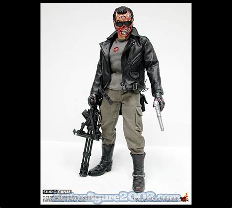 Hot Toys Terminator