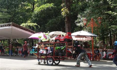 Taman Kebon Rojo Wisata Alam Di Tengah Kota Blitar