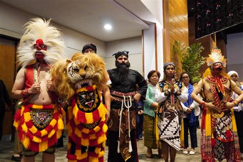 InfoPublik Reog Ponorogo Resmi Masuk Daftar Warisan Budaya Takbenda