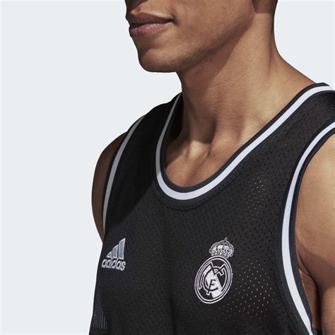 Adidas Bayern, Juventus, Manchester United, Real Madrid 18-19