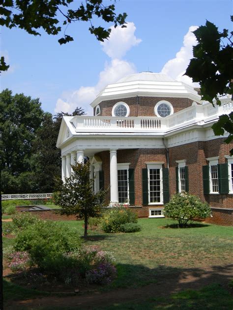 Explore the Historic Monticello in Virginia