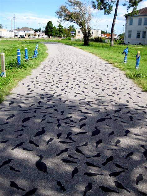 Park Places: 10 Creatively Paved, Painted & Personalized Driveways ...