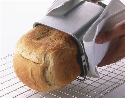 Bread Machine Baking and Using Tips